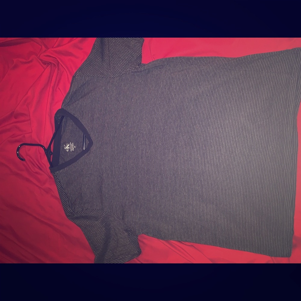 Calvin Klein Mens V-Neck Shirt